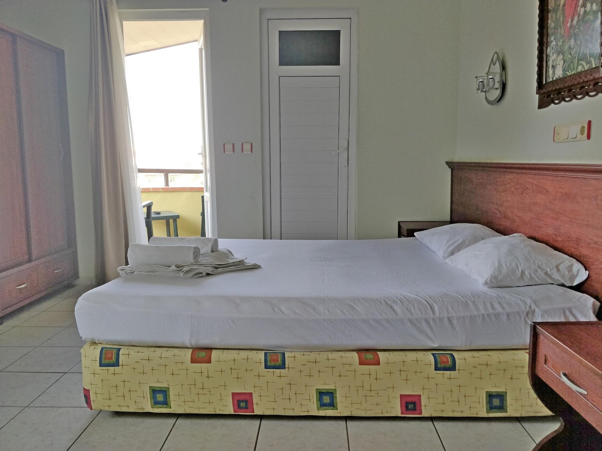 Bade Hotel Kemer Exterior photo
